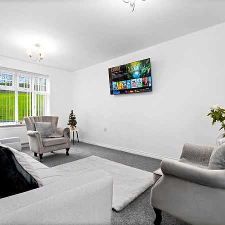 Harmony House 3 Bedroom New Build For Families, Contractors, Black Country Museum Sleeps 6 ティプトン エクステリア 写真