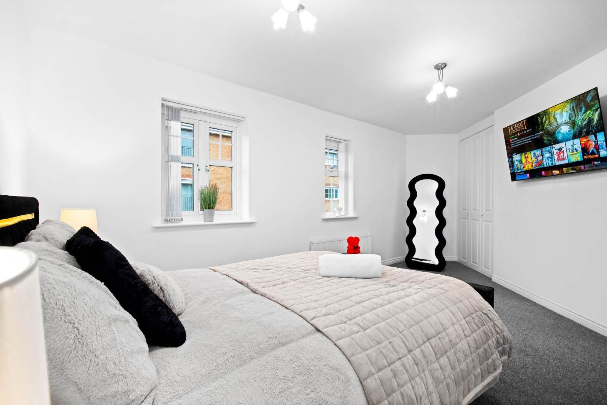 Harmony House 3 Bedroom New Build For Families, Contractors, Black Country Museum Sleeps 6 ティプトン エクステリア 写真